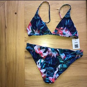 NWT Cupshe floral bikini